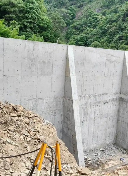 廊坊文安县重力式挡土墙